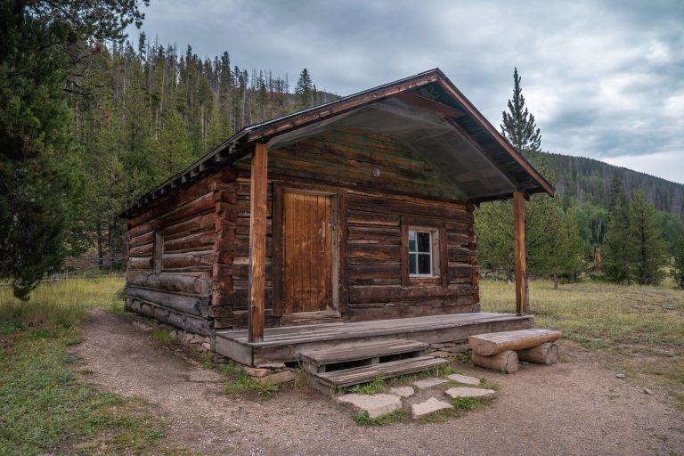 How to Visit Holzwarth Historic Site: One Hike to See Rocky Mountain’s History, Wildlife, and Views